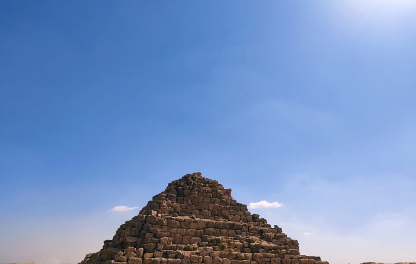 Saqqara Memphis and Dahshur Day Tour from Cairo