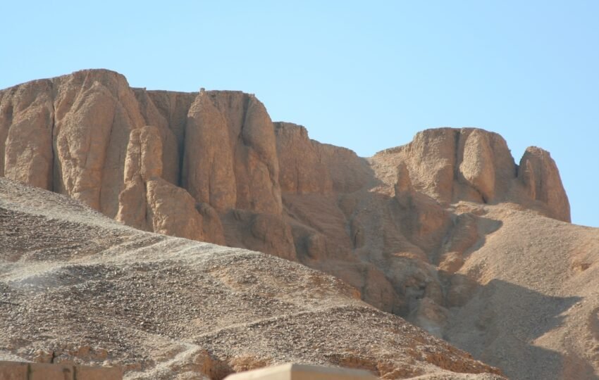 luxury small boat nile cruise - Valley of the Kings