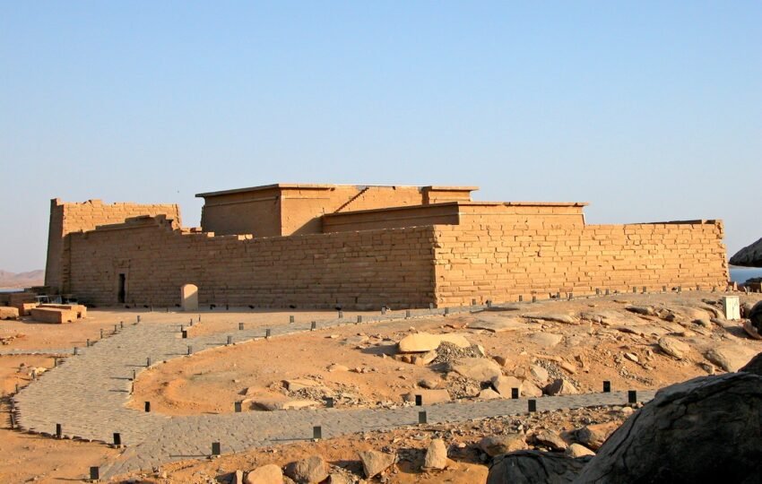 Kalabsha Temple Tour